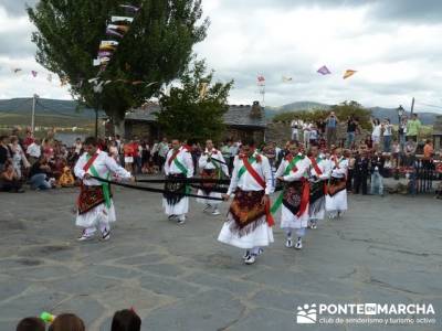 Majaelrayo - Pueblos arquitectura negra - Fiesta de los danzantes, Santo Niño; excursiones de veran